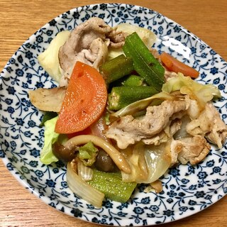 豚肉とオクラとキャベツ炒め